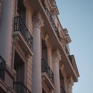 https://zenith-premium-suites.chalkidiki-hotels.com