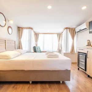 https://la-perla-suite.istanbul-turkeyhotels.com