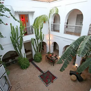 Riad O2 ***